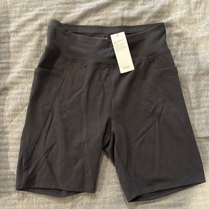 NWT Eileen Fisher charcoal grey high waisted short legging/bike short. Size PS